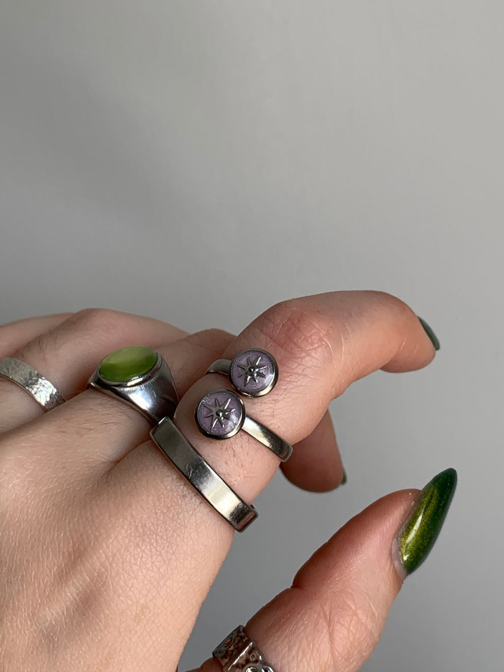 Anillo con destellos rosa – Pacoojones